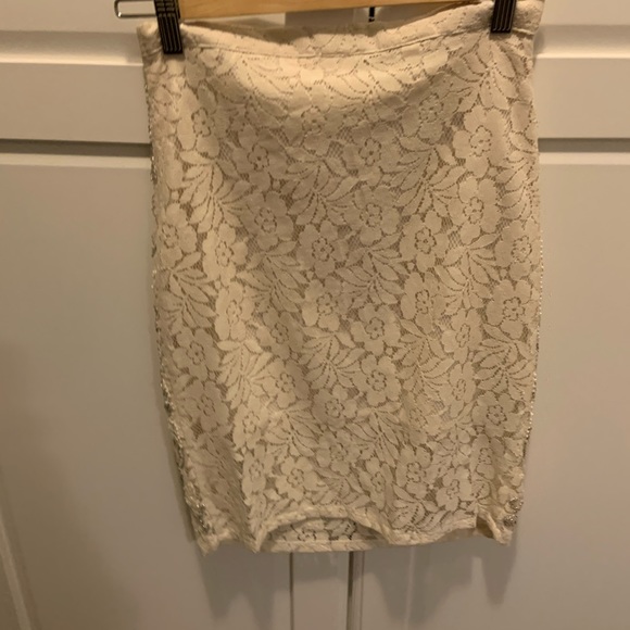Endless rose beaded creme skirt - NWT - Picture 3 of 3